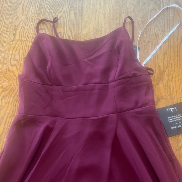 NWT Lulu’s Maroon Deep Red Spaghetti Strap Cross Back Long Formal Gown Side Slit - Picture 2 of 9